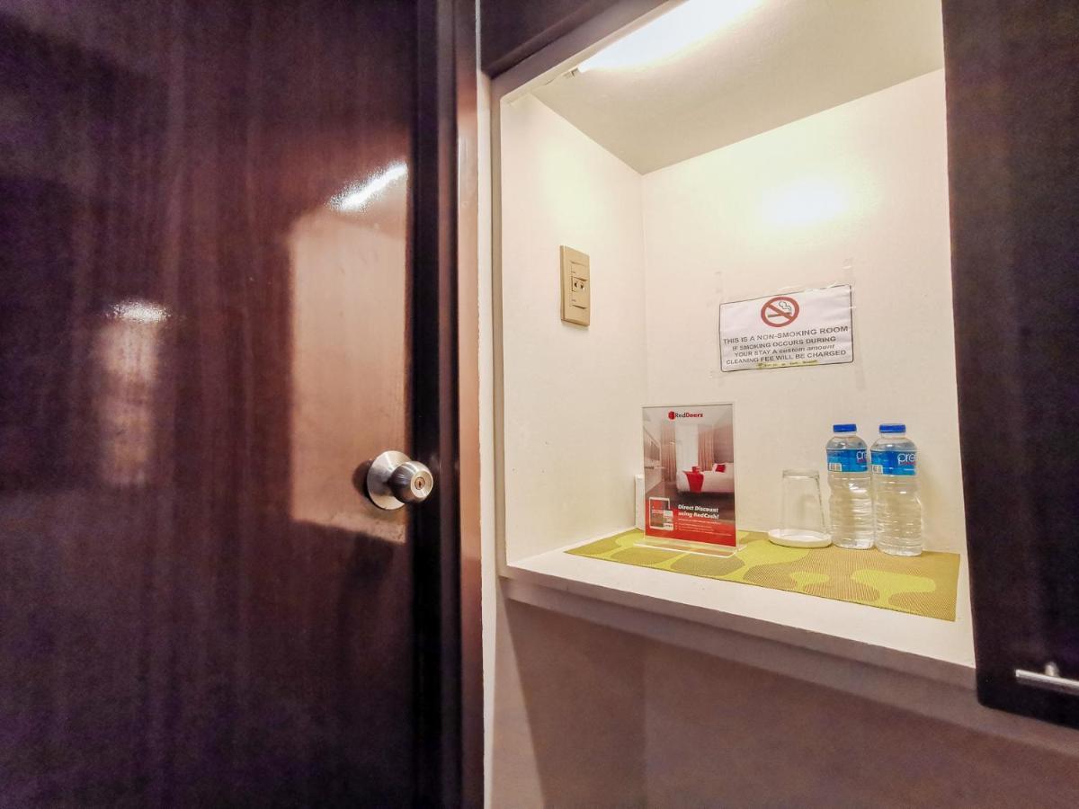 Reddoorz Plus near Robinsons Place Gensan Hotel General Santos City Buitenkant foto